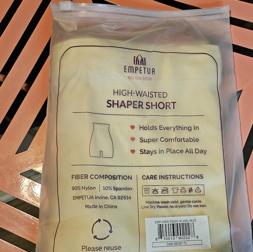NWT Empetua High Waisted Shaper Short Size XL/XXL - Picture 2 of 3
